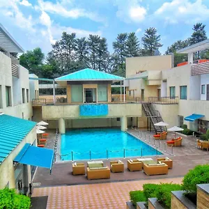 The Ocean Pearl Gardenia Hotel