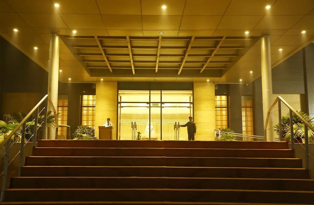 Grand Notting Hills Hotel And Resorts New Delhi 4*,  India